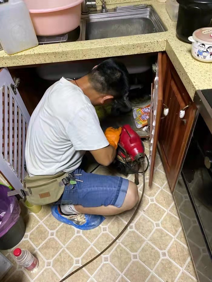 南郑通下水道
